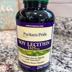 Green and Black Wellness Supplement for Optimal Health